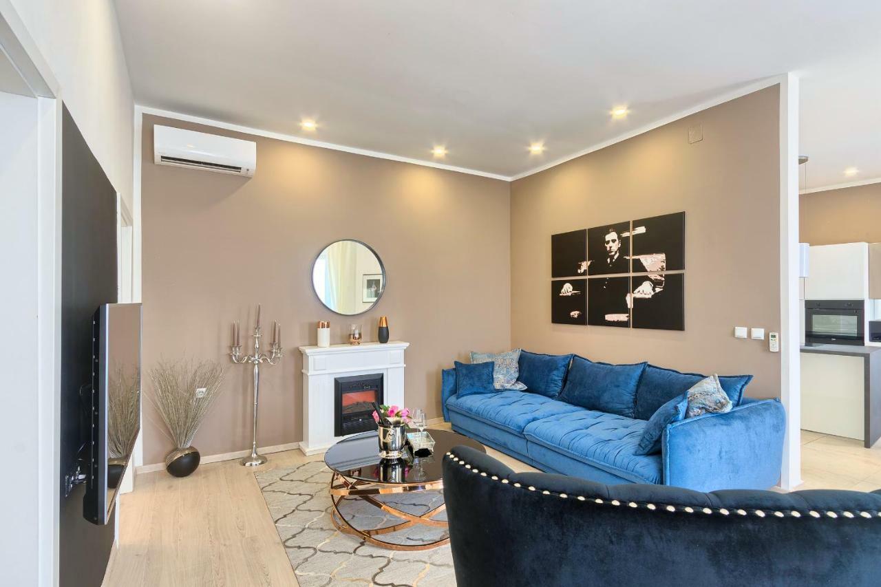 Hedone Luxury With Free Parking Apartment