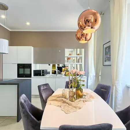 Hedone Luxury Apartment With Free Parking Pula Exterior foto